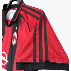 MILAN 1998/99 (RETRO) HOME
