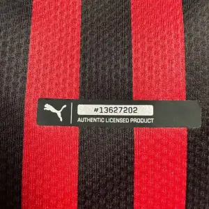 AC MILAN 2019/20 (RETRO) HOME