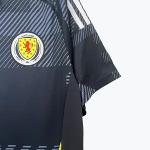 SCOTT MCTOMINAY 2023/24 (SCOZIA) HOME