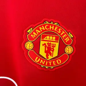 MANCHESTER UNITED 2025/26 (HOME)