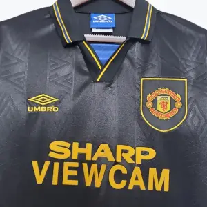 MANCHESTER UNITED 1993/94 (RETRO) AWAY