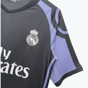REAL MADRID 2016/17 (RETRO THIRD) LA LIGA