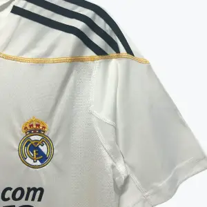 REAL MADRID 2009/10 (RETRO HOME) LA LIGA