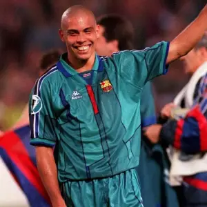 FC BARCELLONA 1996/97 (RETRO) AWAY