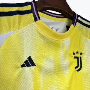 JUVENTUS 2024/25 (KIDS) KIT AWAY