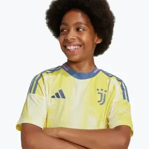 JUVENTUS 2024/25 (KIDS) KIT AWAY