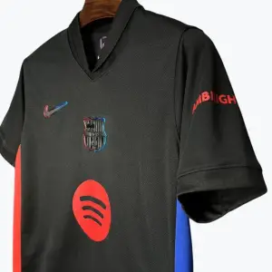 FC BARCELLONA 2024/25 (AWAY) OFFICIAL