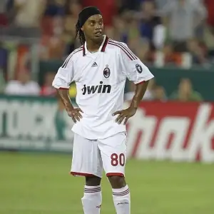 RONALDINHO 2009/10 AWAY (AC MILAN) CHAMPIONS L.